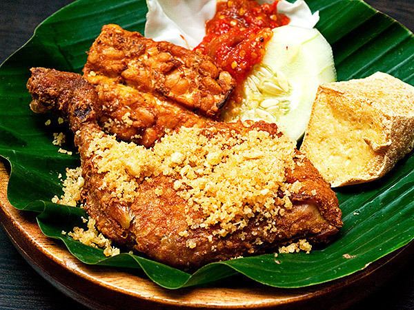 Ayam Penyet ala Javanese