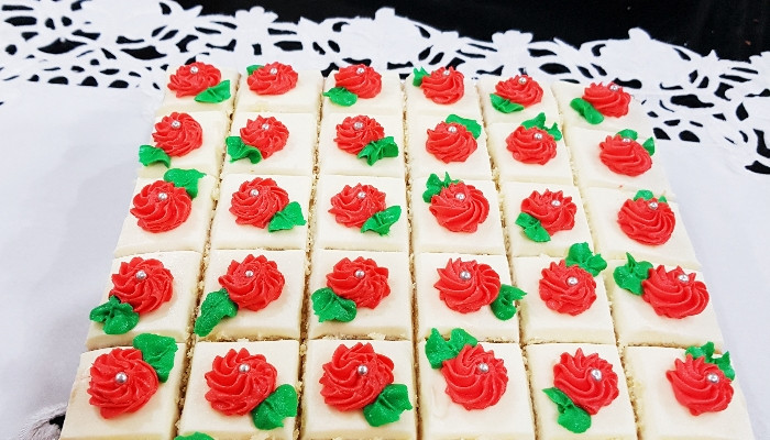 Vegetarian Butter Cake Rose Design