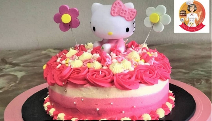 Customize 'Hello Kitty Butter Sugar icing cake