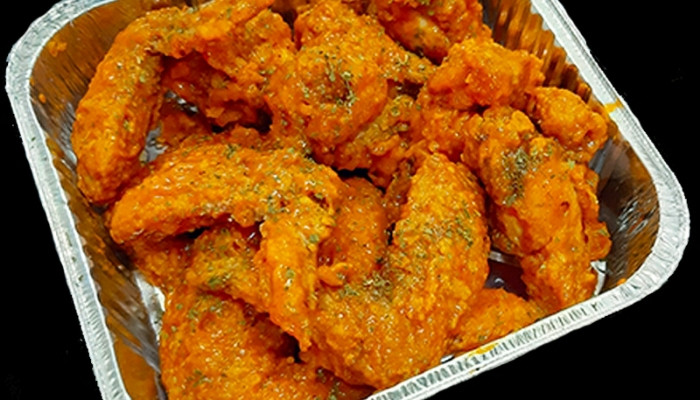 Buffalo Wings with Cream Cheese Garlic dip