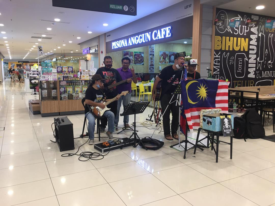 Marhaen Buskers